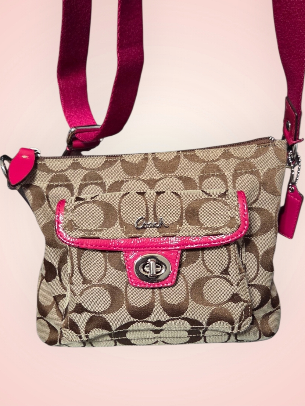 Coach Crossbody- Pink- Vintage - Picture 7 of 7